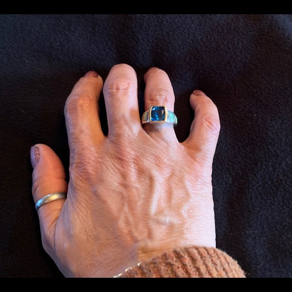 Sterling Sapphire and Mother of Pearl custom ring. - Picture 3 of 5